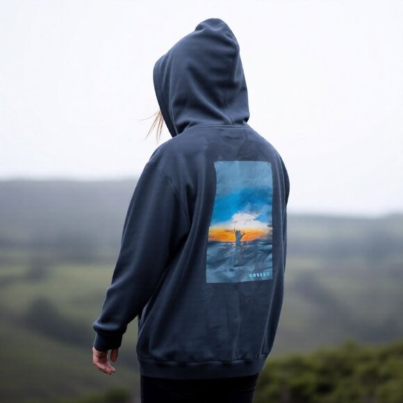 Oakley Regular Fit Zip-Up Hoodie With Sunset Ocean Graphic Back - Picture 3 of 8